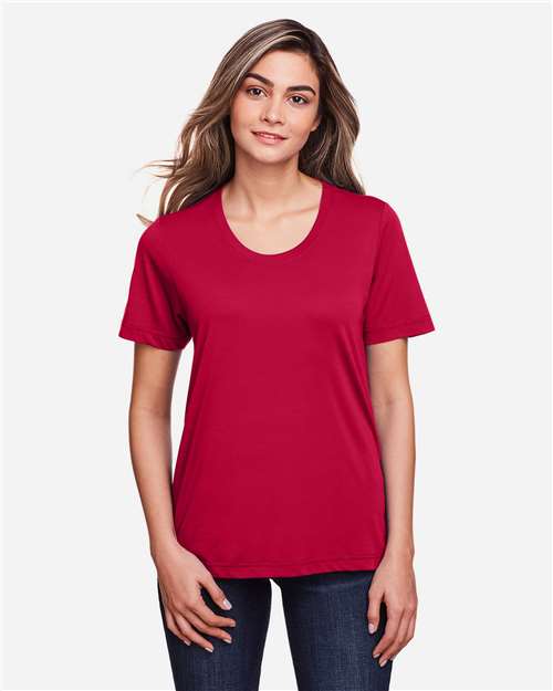 CE111W - Classic Red (on model)