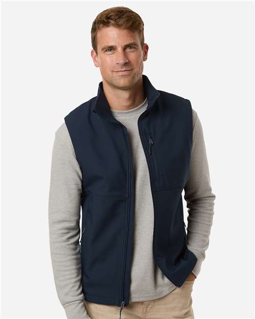 216510 - Collegiate Navy (on model)